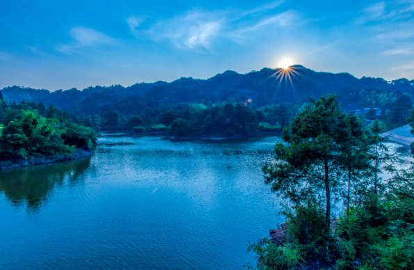 重庆綦江夏日湖光