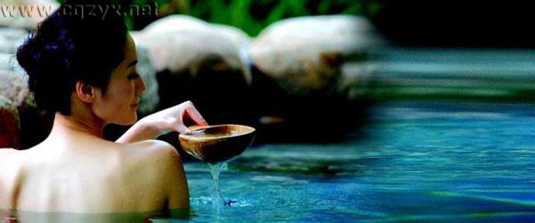 重庆人夏天豁出命都要体验这个 你也敢试?.jpg