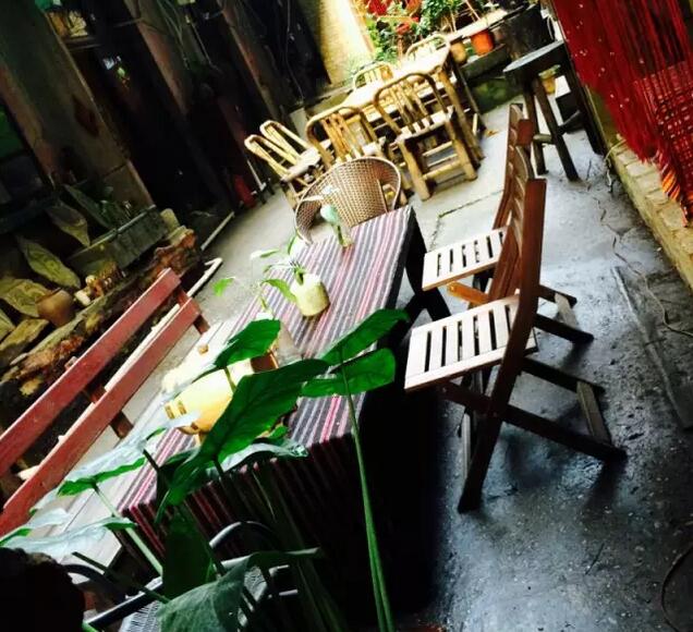 磁器口葵子咖啡屋