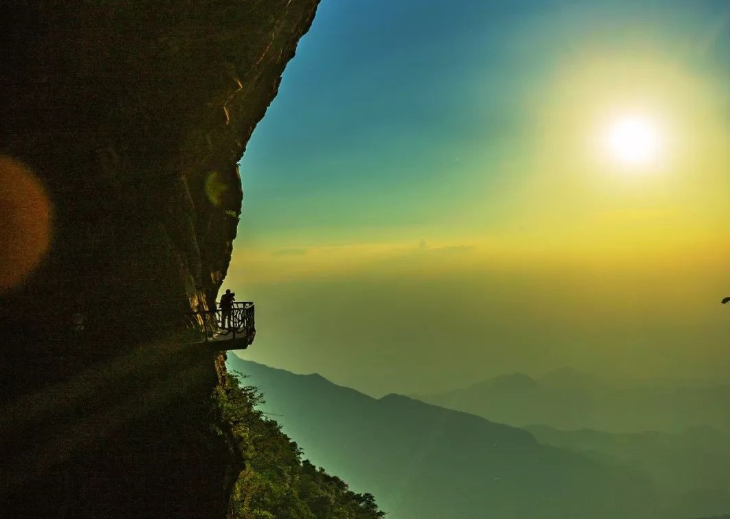 金佛山.jpg 金佛山.jpg