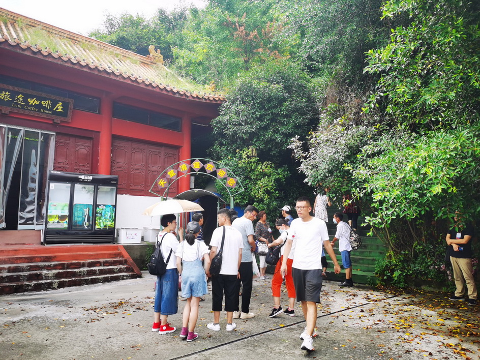 clip_image003.jpg clip_image003.jpg