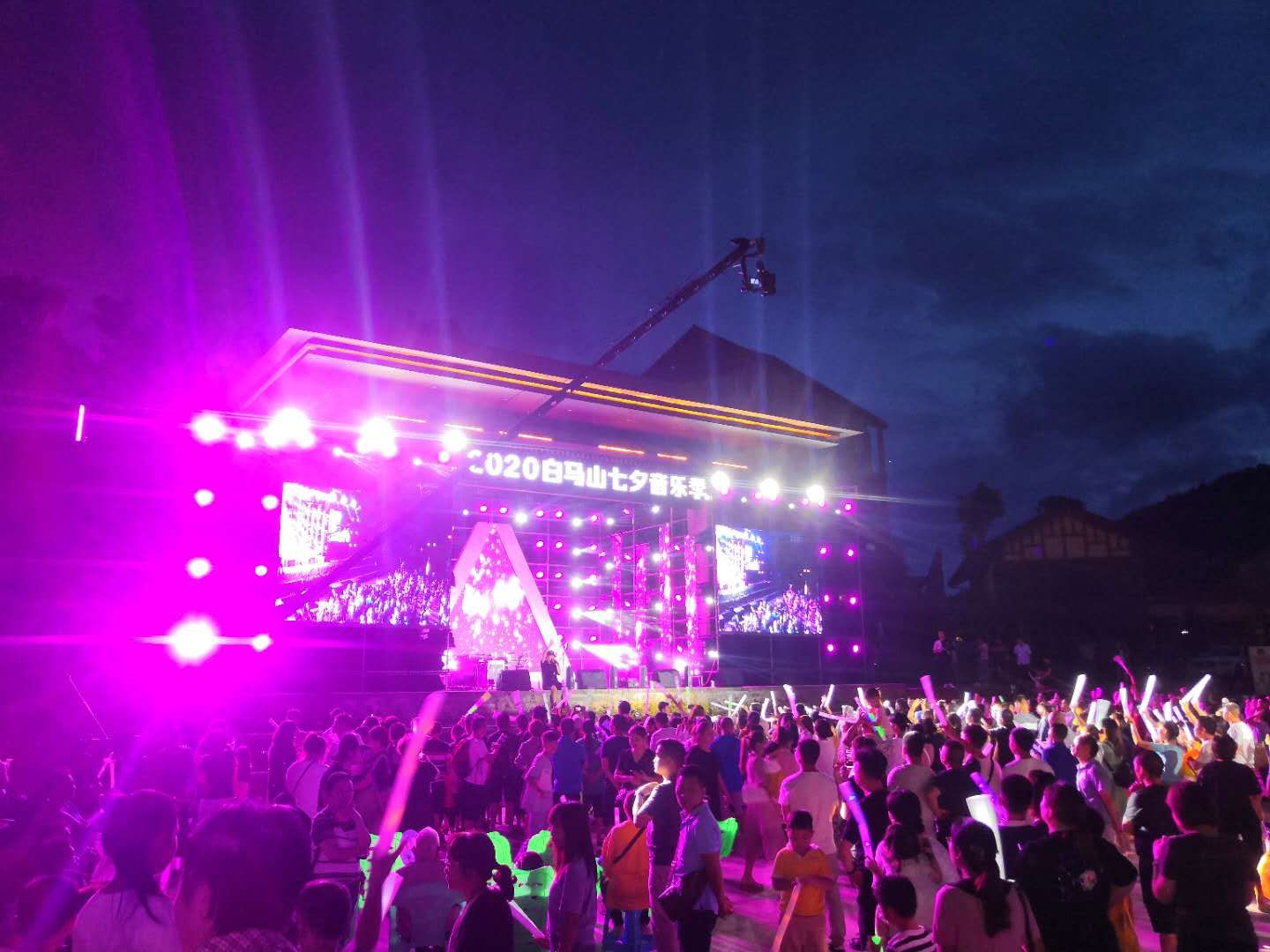 clip_image001.jpg clip_image001.jpg